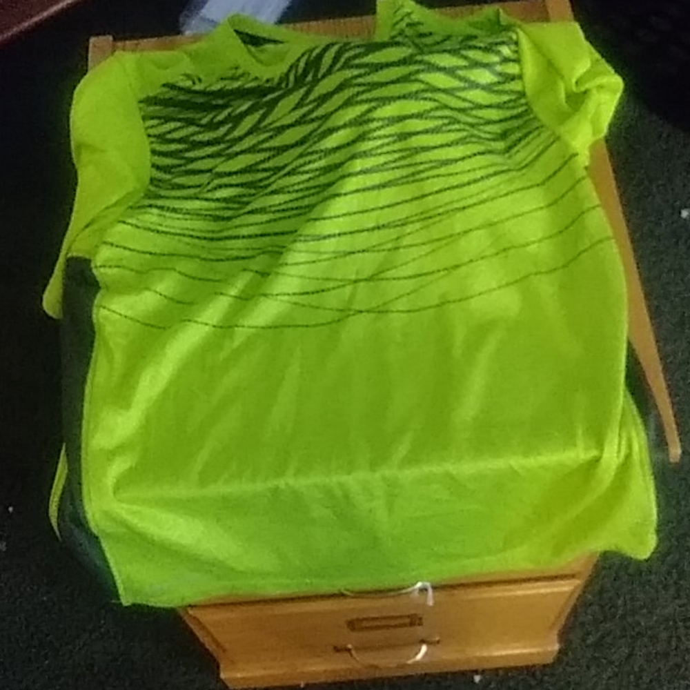 Russell t-shirt